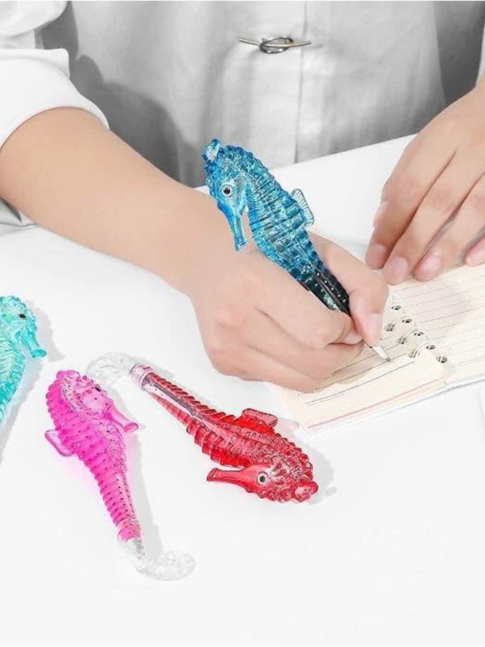 2pcs Seahorse Pens